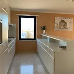 Hydro Seafront With View And Free Parking Apartment *