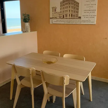 Hydro Seafront With View And Free Parking Daire